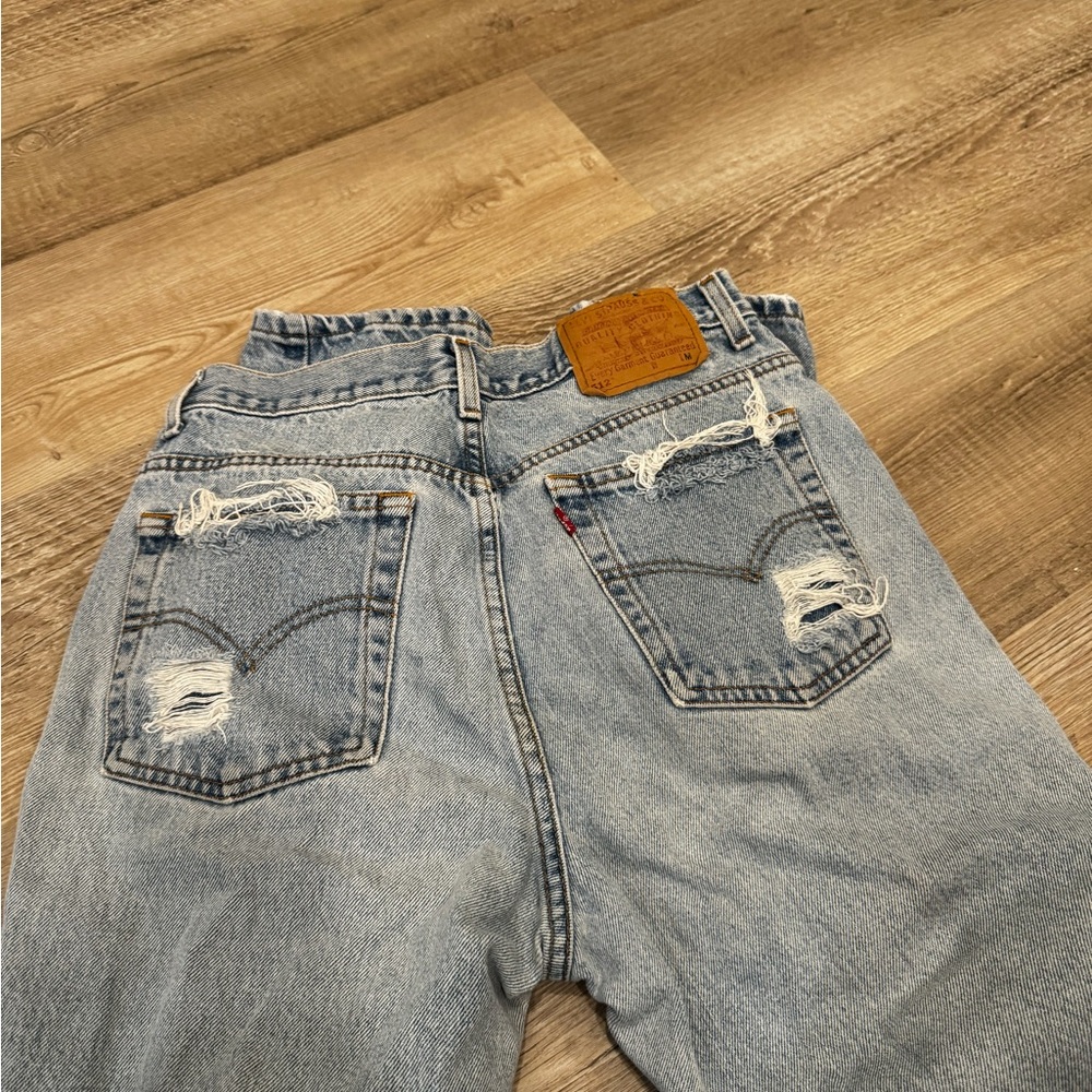 Levi's Light Blue Distressed Women Jeans - Picture 3 of 3